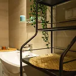 Lyna - Royal Bed Apartament *